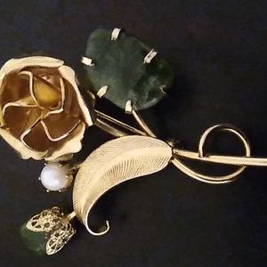 Gold Plated floral brooch with Jade and freshwater pearl.
